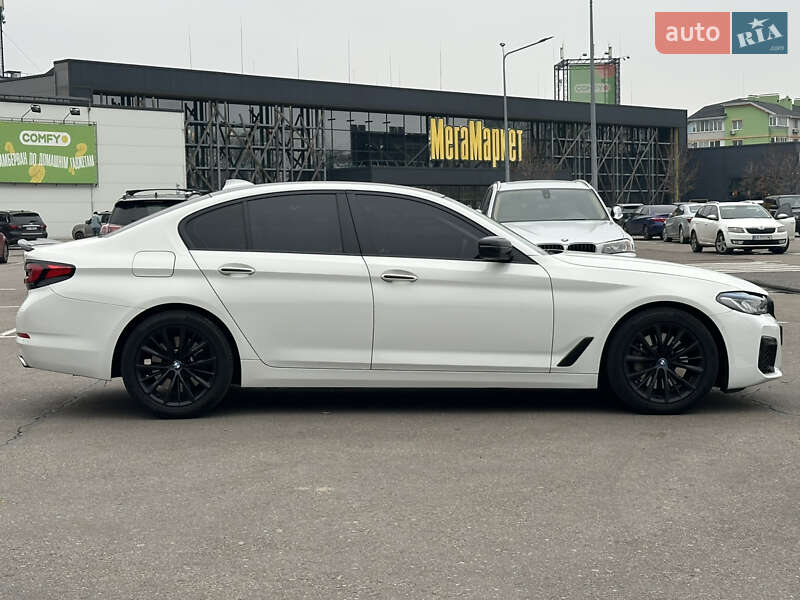 Седан BMW 5 Series 2017 в Киеве