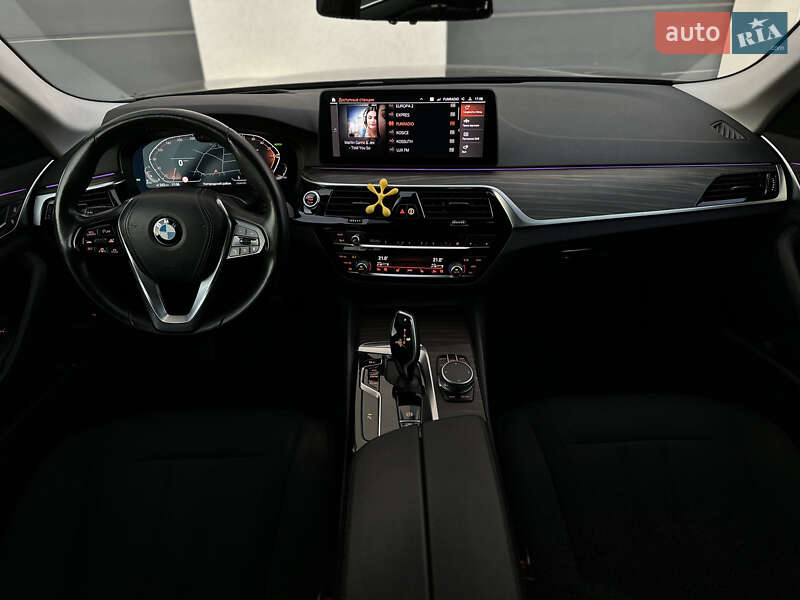 Универсал BMW 5 Series 2021 в Ужгороде фото 17 Универсал BMW 5 Series 2021 в Ужгороде