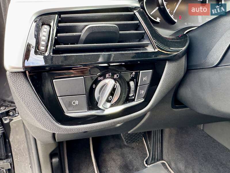 Універсал BMW 5 Series 2017 в Києві фото 33 Універсал BMW 5 Series 2017 в Києві