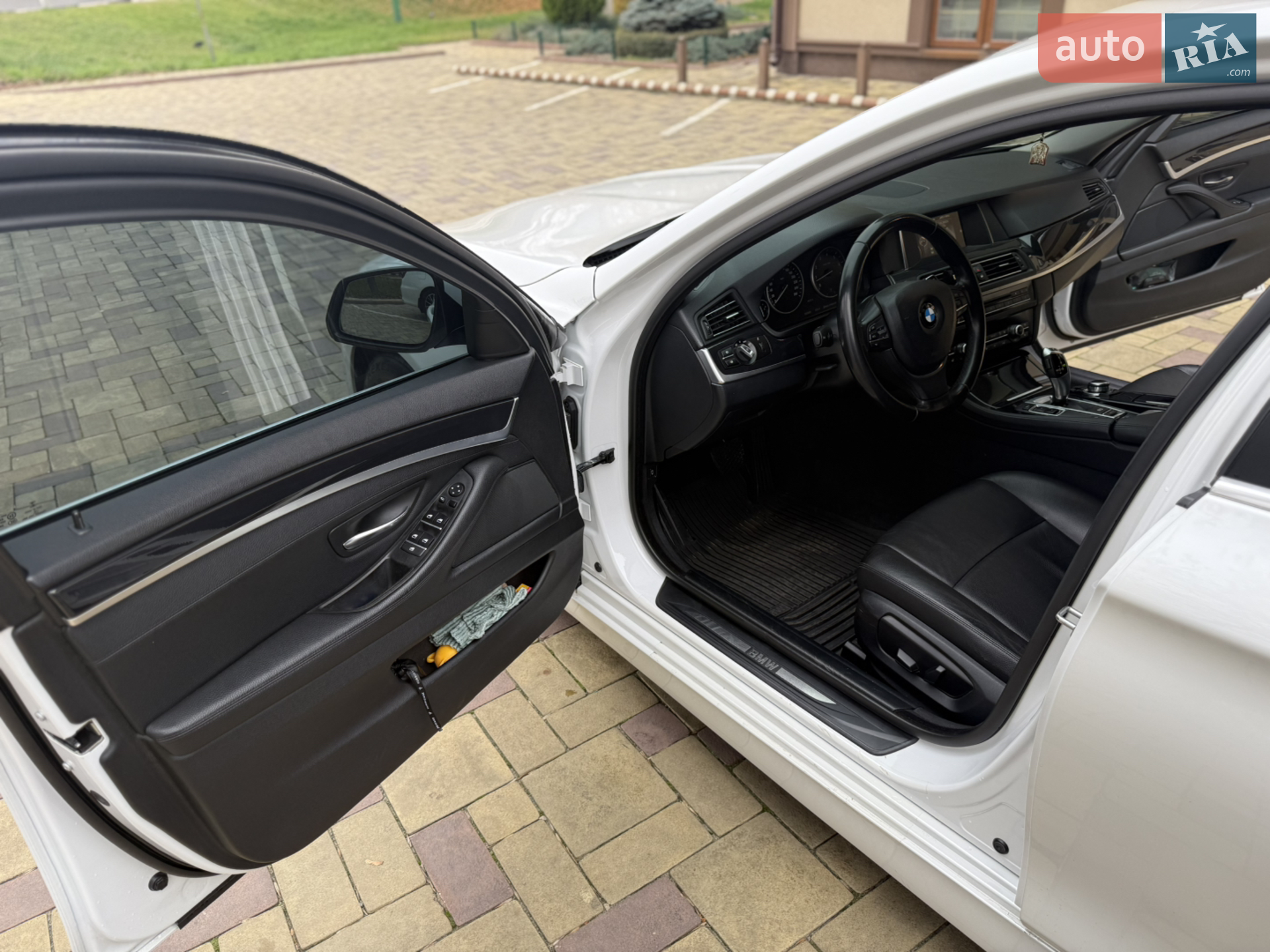 2016 BMW 5er - мініатюра 14