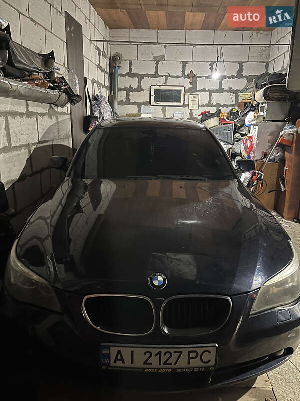 Седан BMW 5 Series 2003 в Киеве