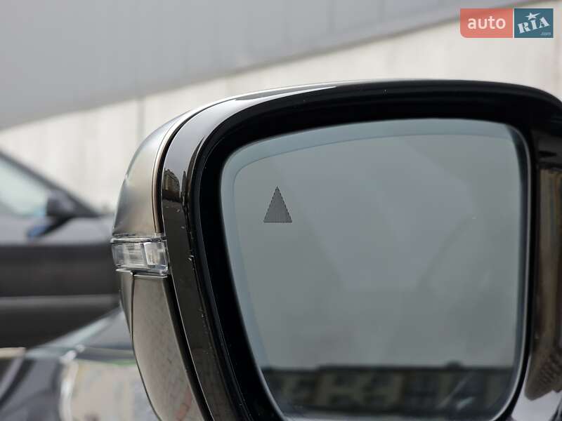 Седан BMW 5 Series 2019 в Киеве