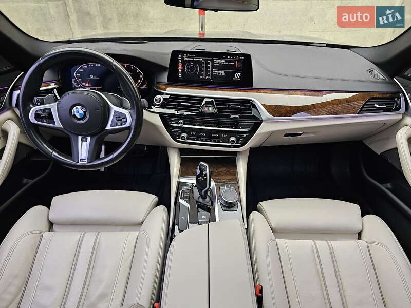 Седан BMW 5 Series 2019 в Киеве