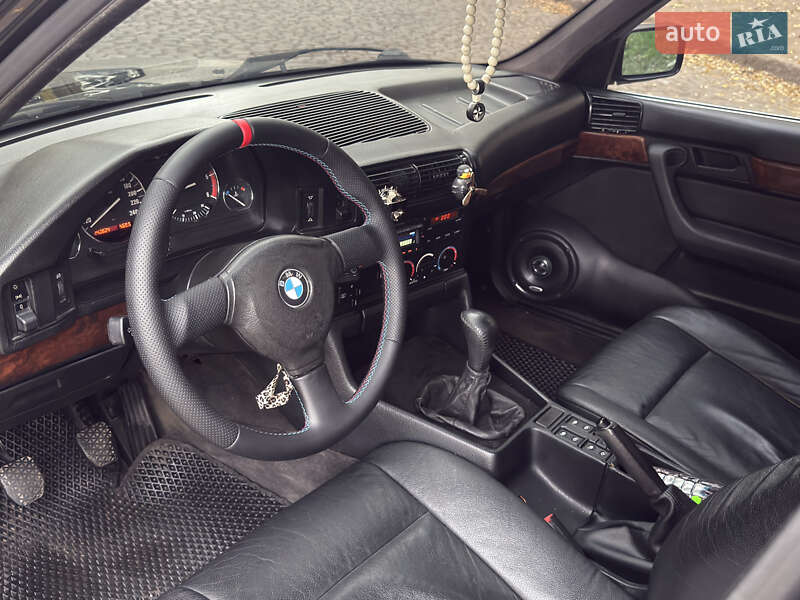 Седан BMW 5 Series 1990 в Николаеве