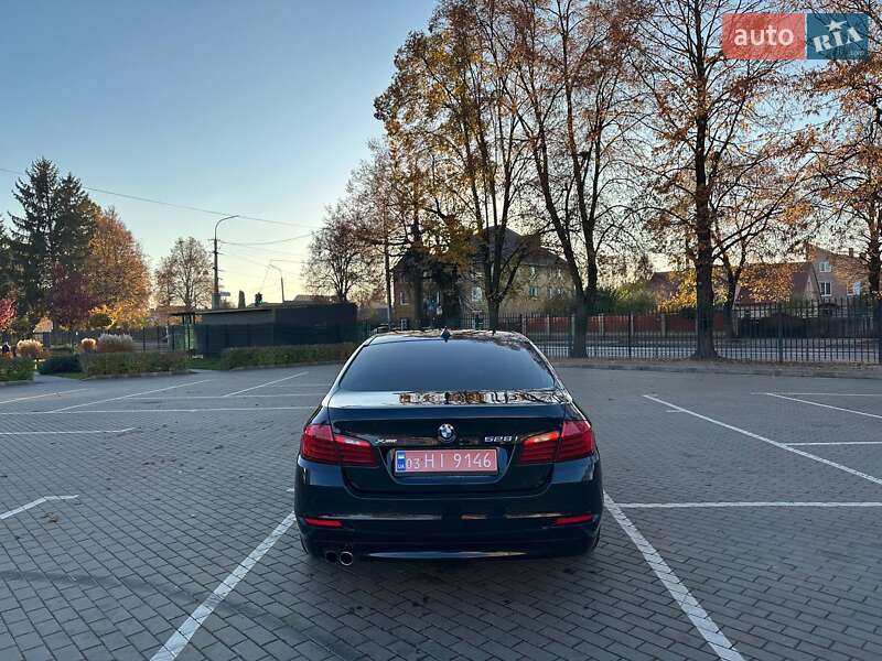 Седан BMW 5 Series 2015 в Луцке
