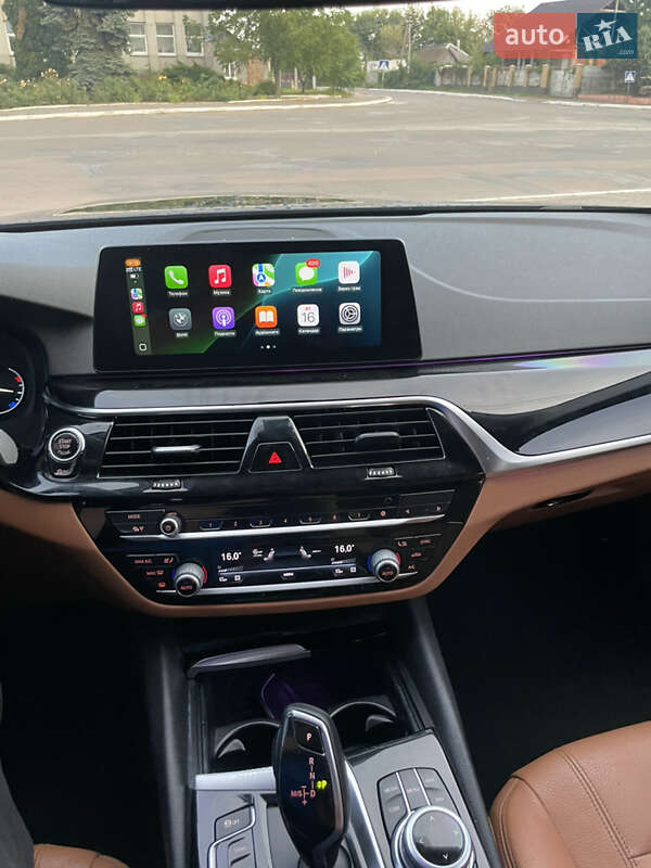 Универсал BMW 5 Series 2018 в Киеве фото 26 Универсал BMW 5 Series 2018 в Киеве