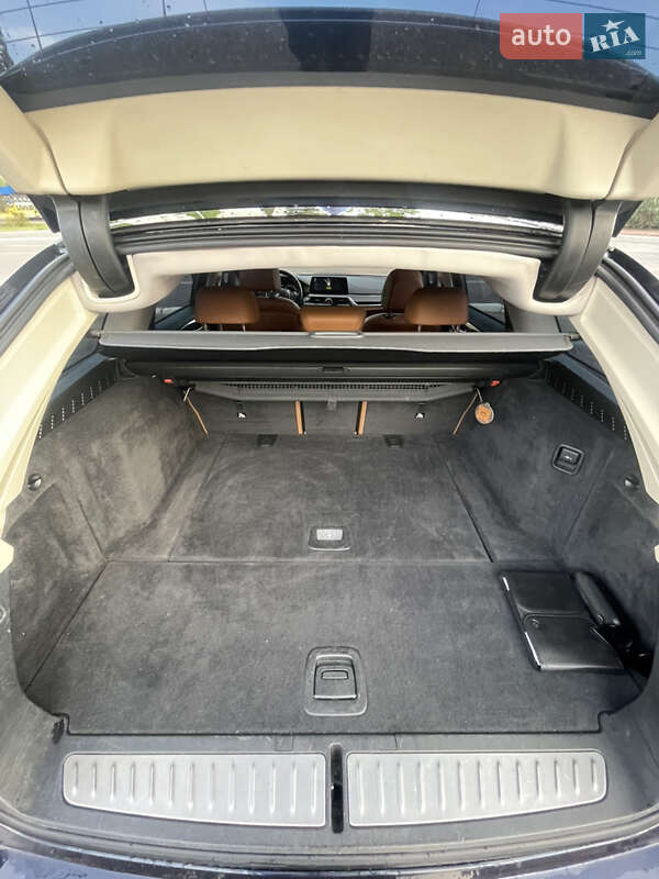 Универсал BMW 5 Series 2018 в Киеве фото 34 Универсал BMW 5 Series 2018 в Киеве