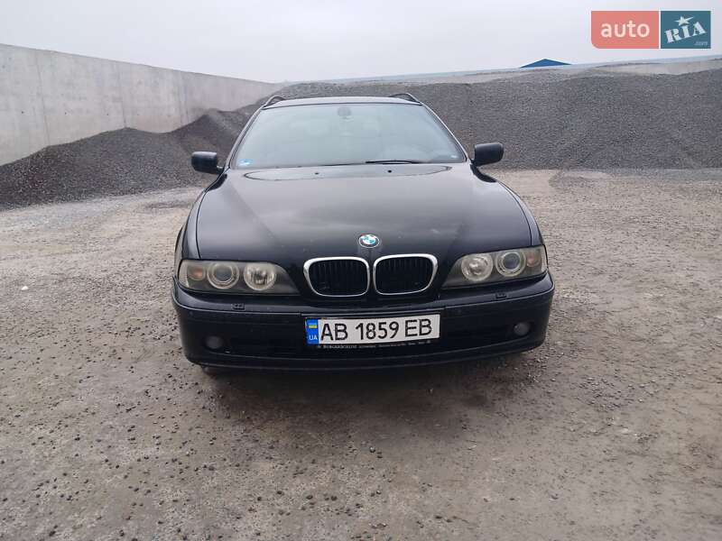Універсал BMW 5 Series 2001 в Ладижині