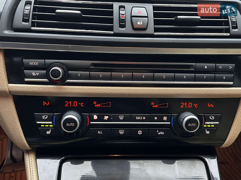 Седан BMW 5 Series 2011 в Луцке