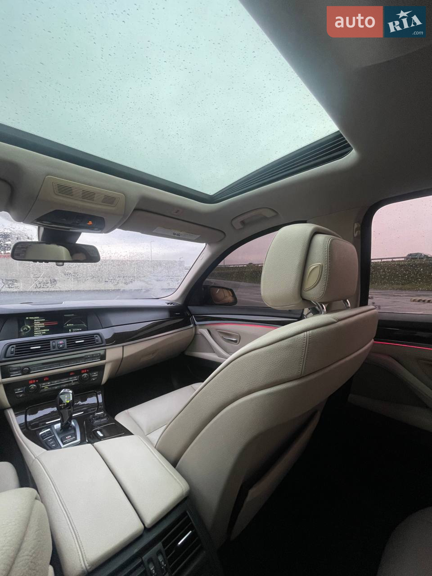 2012 BMW 5er - мініатюра 21