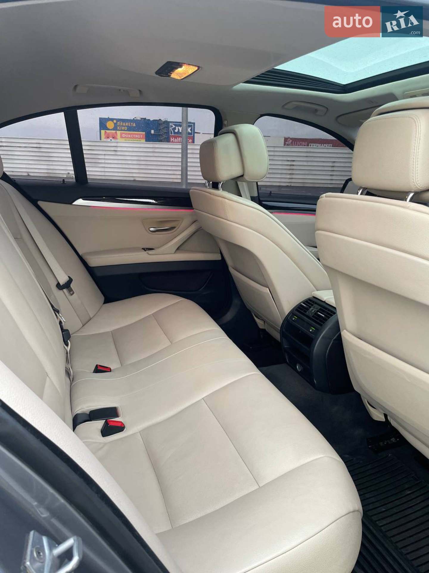 2012 BMW 5er - мініатюра 23