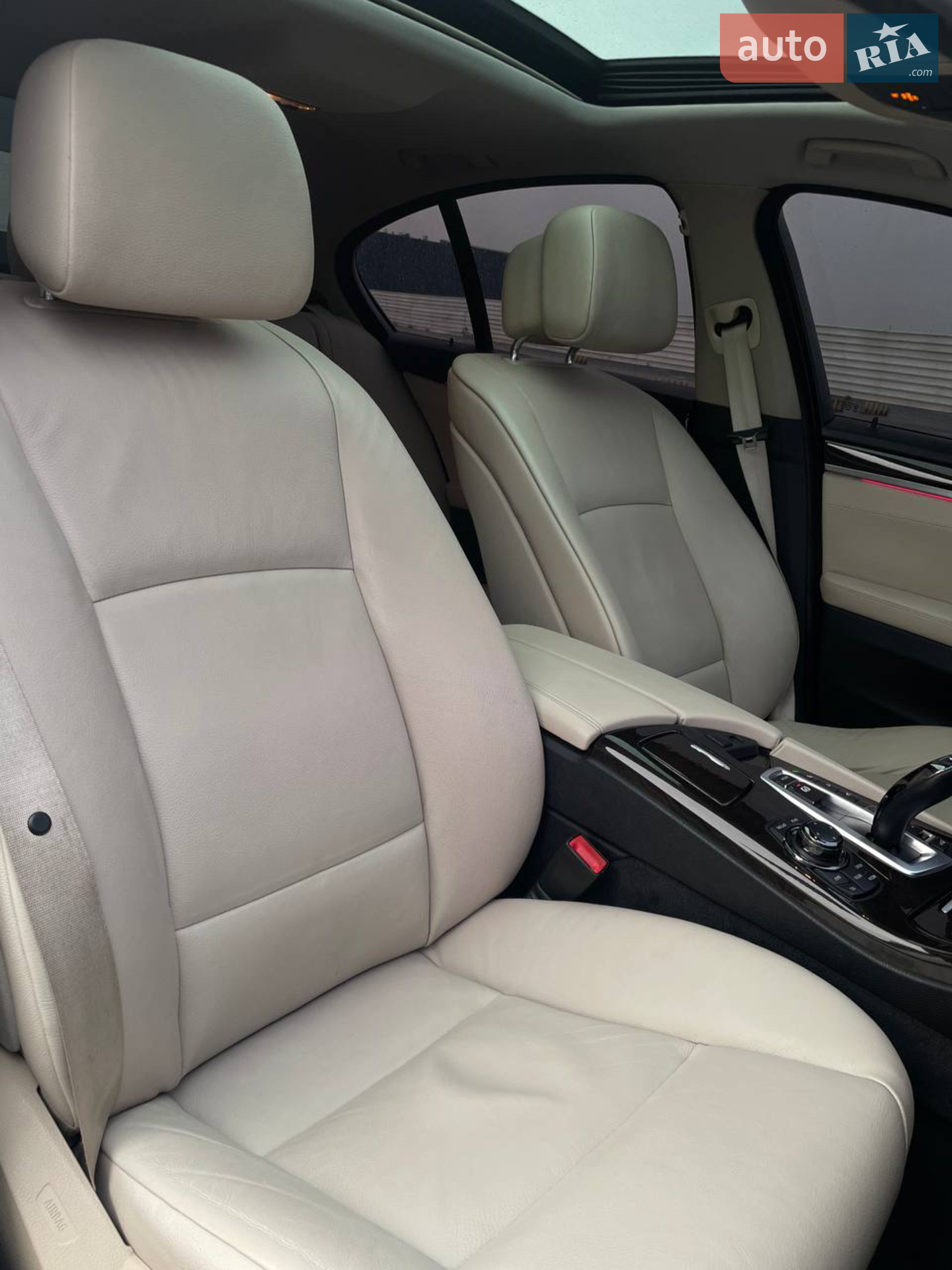 2012 BMW 5er - мініатюра 25