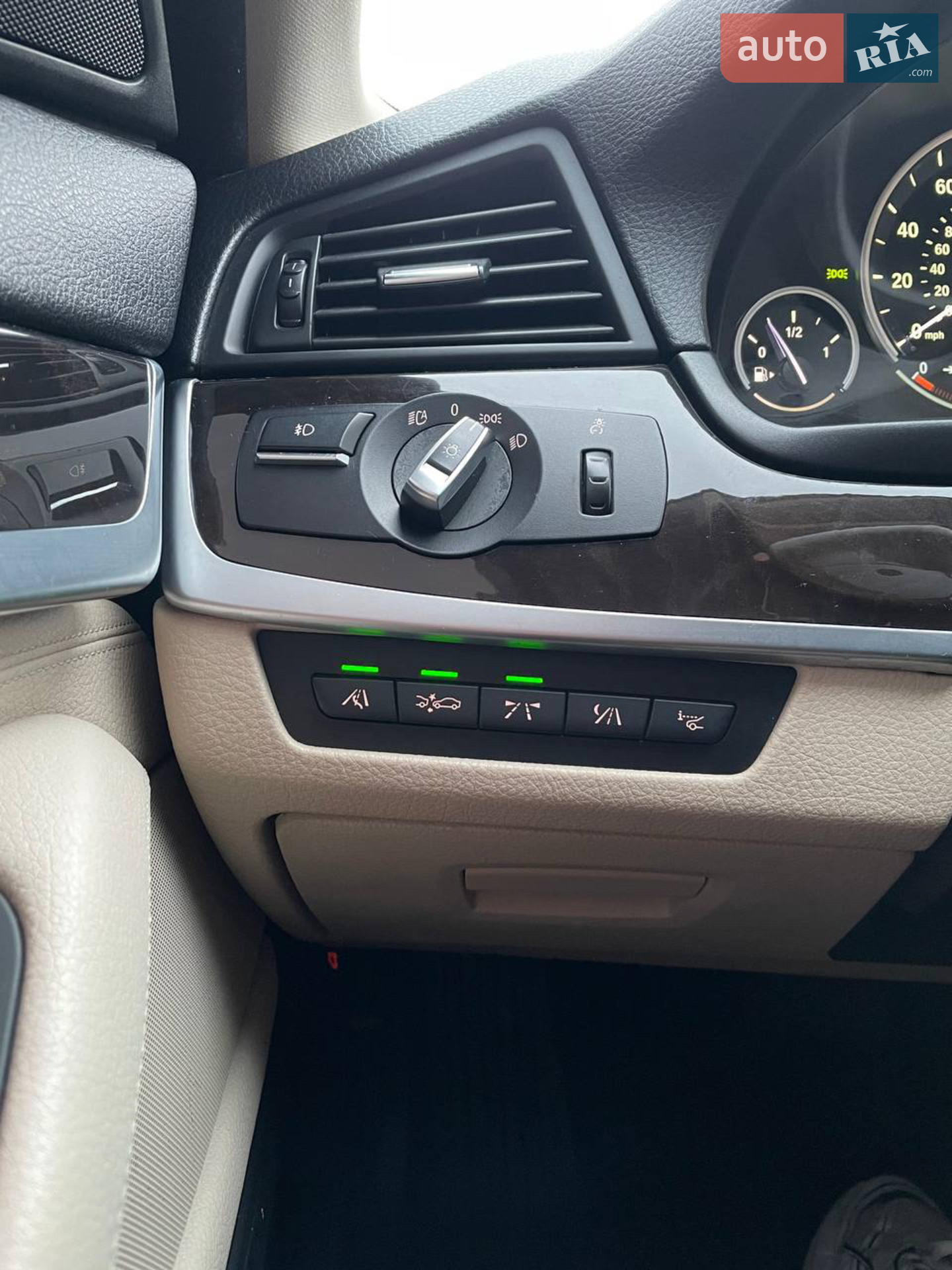 2012 BMW 5er - мініатюра 33