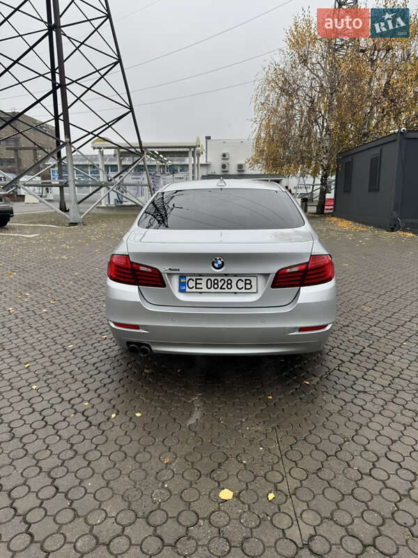 Седан BMW 5 Series 2014 в Черновцах