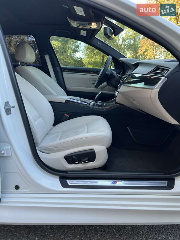 Седан BMW 5 Series 2013 в Одессе