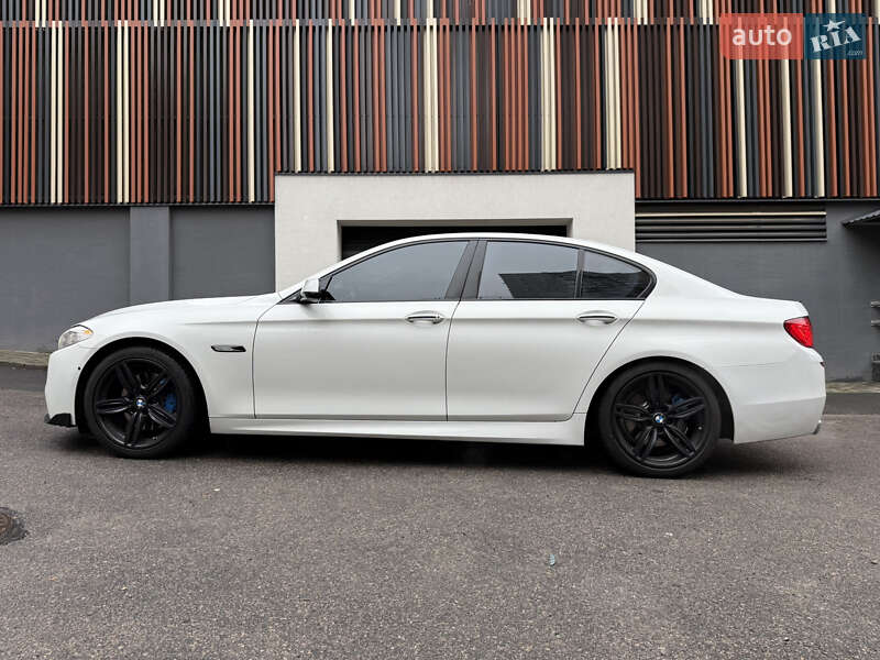 Седан BMW 5 Series 2012 в Дніпрі