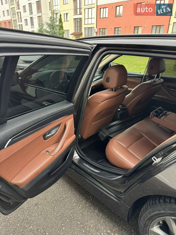 Универсал BMW 5 Series 2016 в Ровно фото 17 Универсал BMW 5 Series 2016 в Ровно