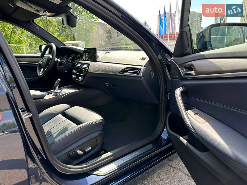 Седан BMW 5 Series 2017 в Харькове фото 30 Седан BMW 5 Series 2017 в Харькове