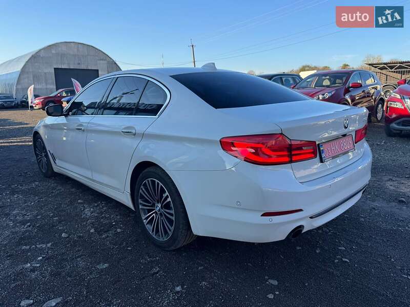 Седан BMW 5 Series 2017 в Луцке