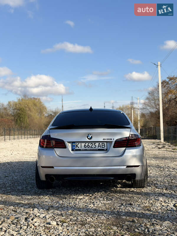 Седан BMW 5 Series 2011 в Новояворовске фото 8 Седан BMW 5 Series 2011 в Новояворовске