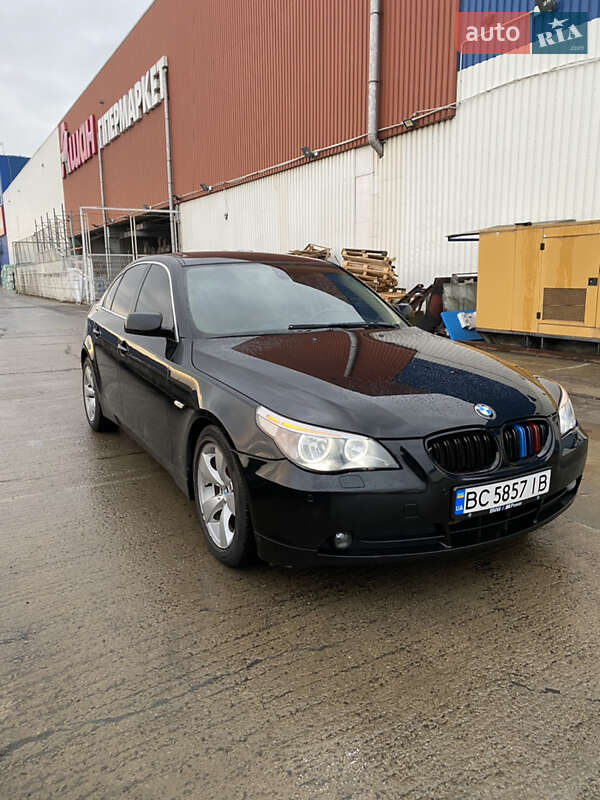 Седан BMW 5 Series 2006 в Львові