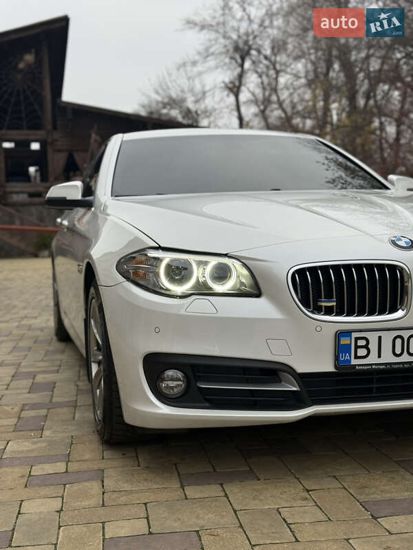 Седан BMW 5 Series 2016 в Кременчуці