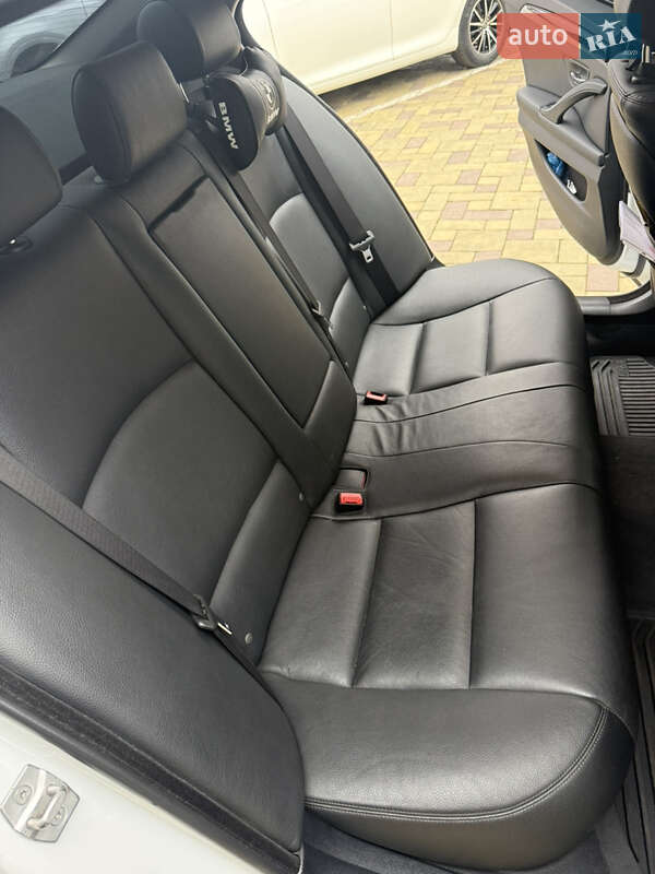 Седан BMW 5 Series 2016 в Кременчуці