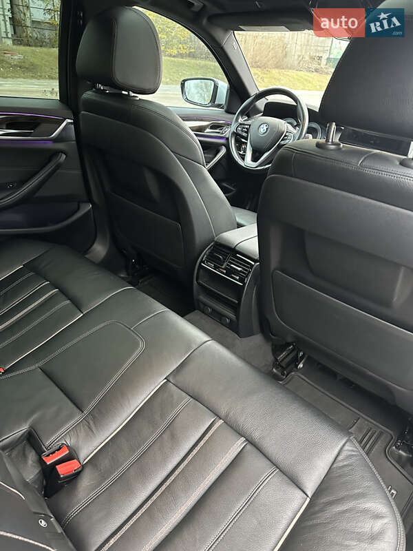 Седан BMW 5 Series 2017 в Киеве фото 8 Седан BMW 5 Series 2017 в Киеве