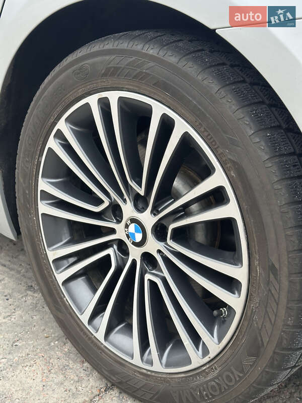 Седан BMW 5 Series 2017 в Киеве фото 24 Седан BMW 5 Series 2017 в Киеве