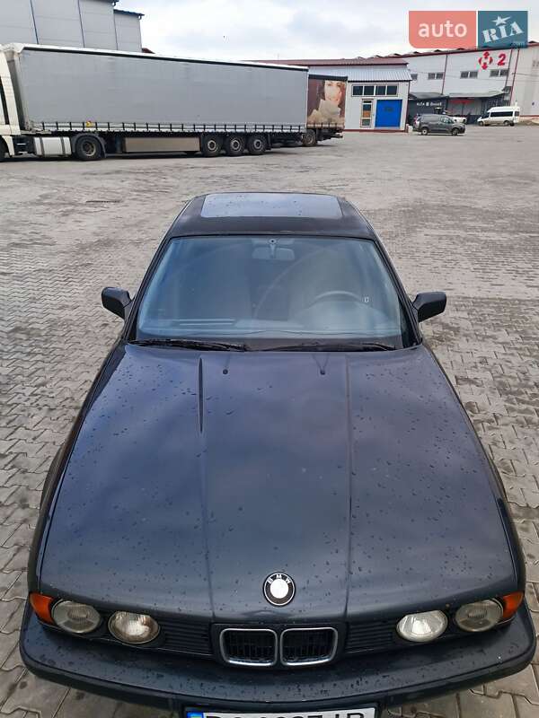 Седан BMW 5 Series 1990 в Львове фото 84 Седан BMW 5 Series 1990 в Львове