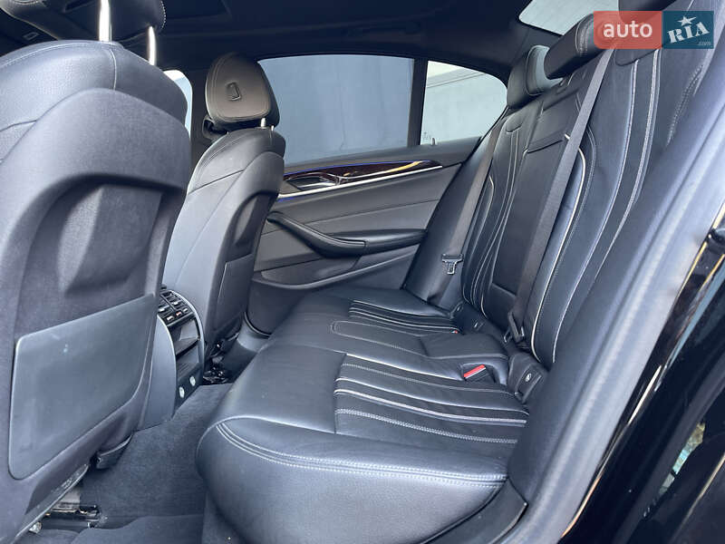 Седан BMW 5 Series 2017 в Хмельницком фото 39 Седан BMW 5 Series 2017 в Хмельницком