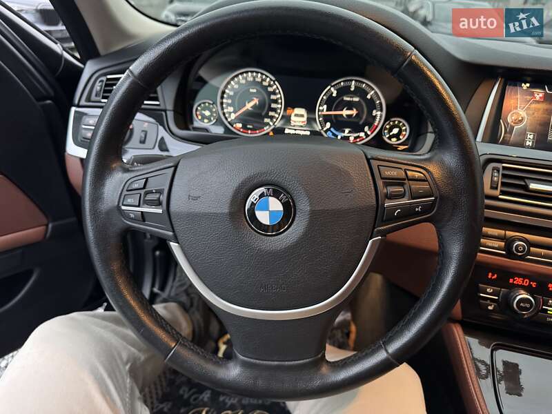 Седан BMW 5 Series 2016 в Тернополе