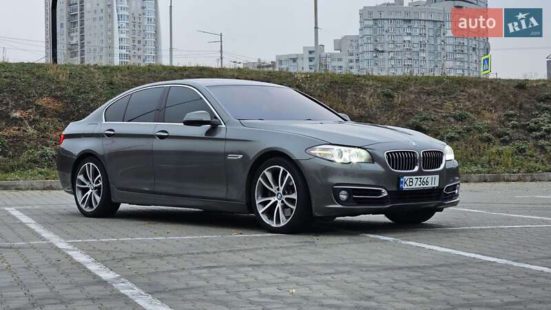 Седан BMW 5 Series 2015 в Киеве фото 4 Седан BMW 5 Series 2015 в Киеве