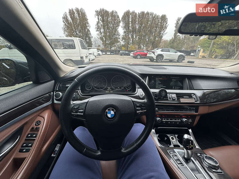 Седан BMW 5 Series 2013 в Дніпрі
