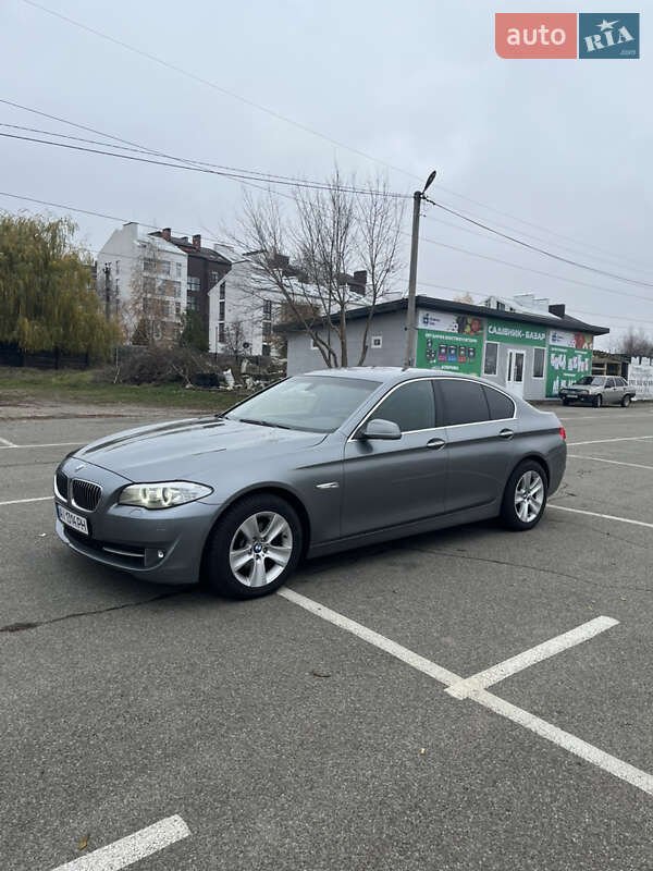 Седан BMW 5 Series 2010 в Киеве