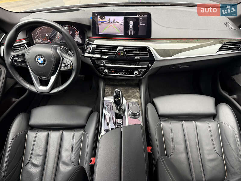 Седан BMW 5 Series 2022 в Киеве