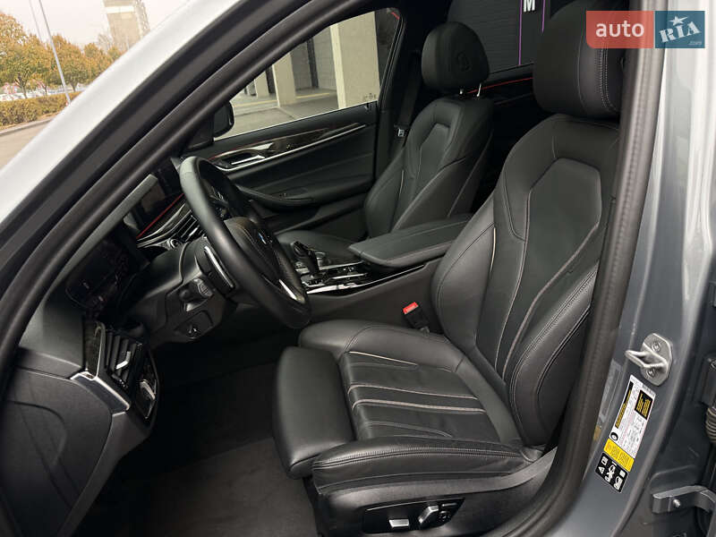 Седан BMW 5 Series 2022 в Киеве
