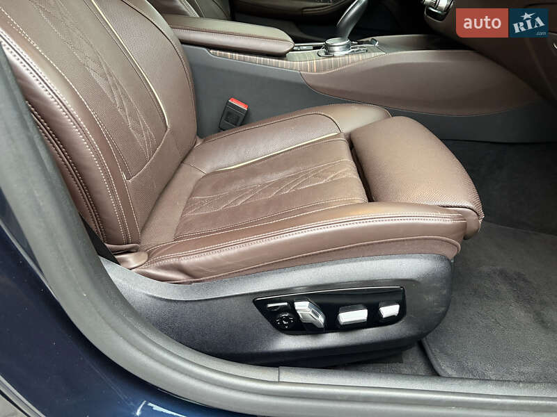 Седан BMW 5 Series 2018 в Черкассах