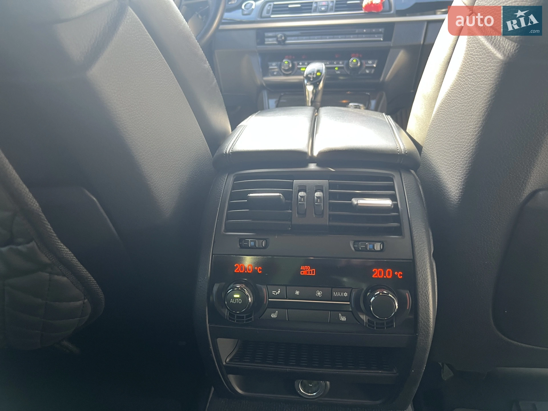 2012 BMW 5er - мініатюра 21