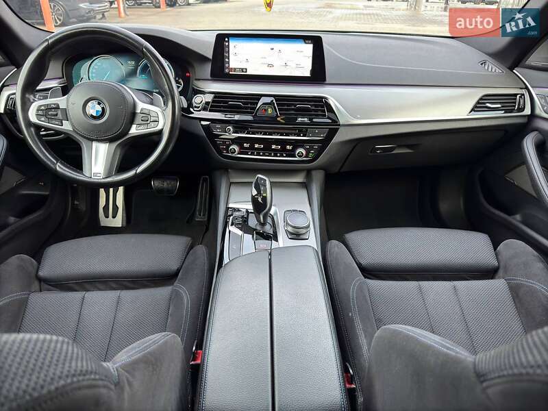 Седан BMW 5 Series 2017 в Черновцах фото 71 Седан BMW 5 Series 2017 в Черновцах