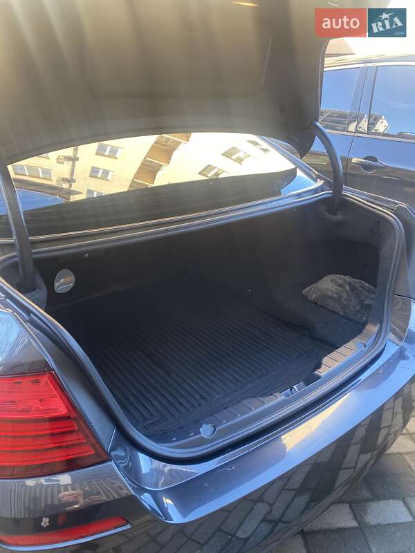 Седан BMW 5 Series 2014 в Ивано-Франковске