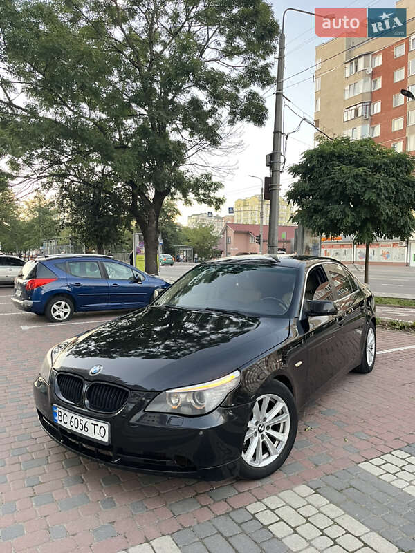 BMW 5 Series 2004