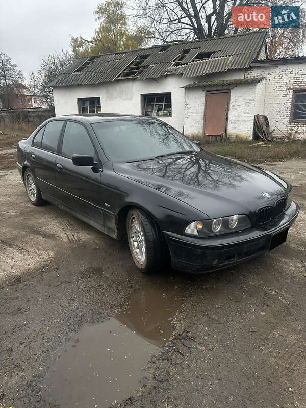 Седан BMW 5 Series 2002 в Харькове