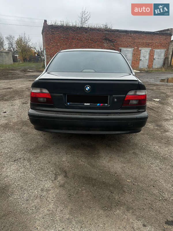 Седан BMW 5 Series 2002 в Харькове
