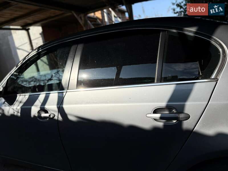 Седан BMW 5 Series 2004 в Коблеве