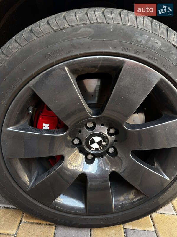 Седан BMW 5 Series 2004 в Измаиле