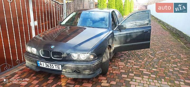 Седан BMW 5 Series 1999 в Киеве