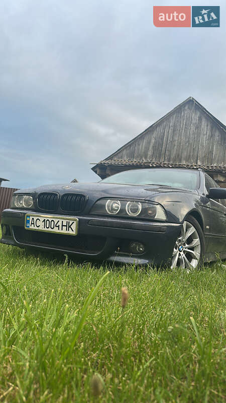 Универсал BMW 5 Series 2001 в Старой Выжевке фото Универсал BMW 5 Series 2001 в Старой Выжевке