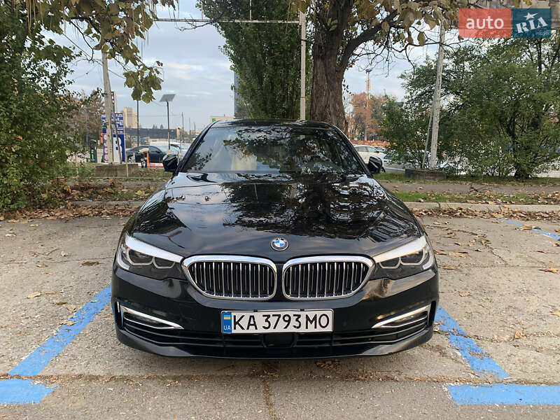 Седан BMW 5 Series 2017 в Киеве фото 2 Седан BMW 5 Series 2017 в Киеве