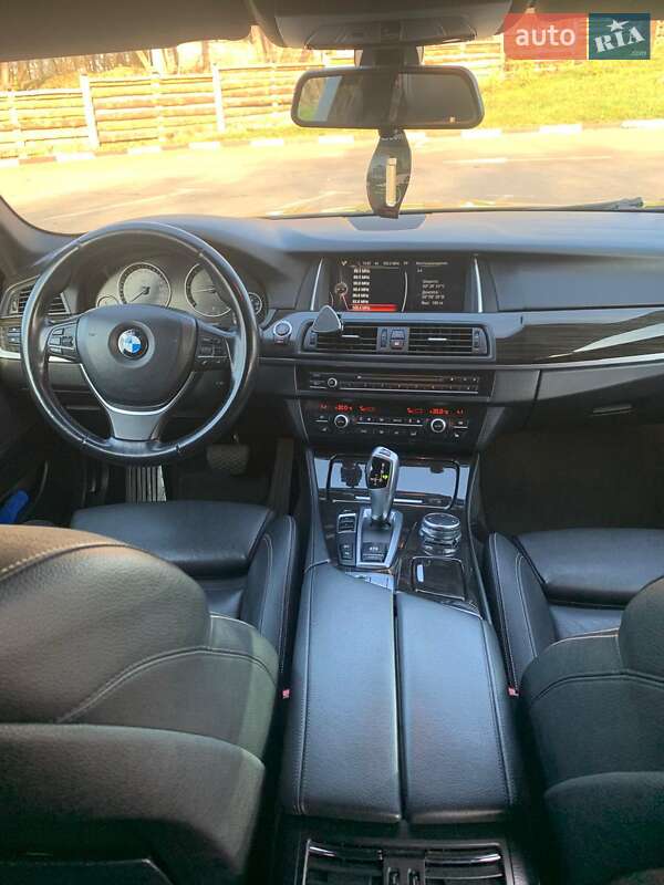 Универсал BMW 5 Series 2015 в Ровно